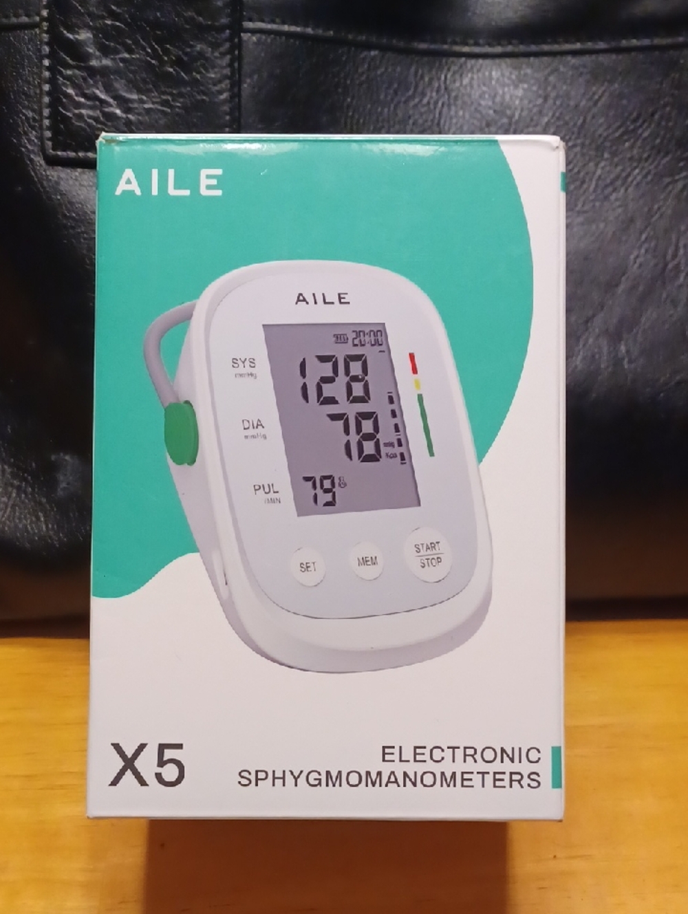 AILE X5 Digital Blood Pressure Monitor in White NIB